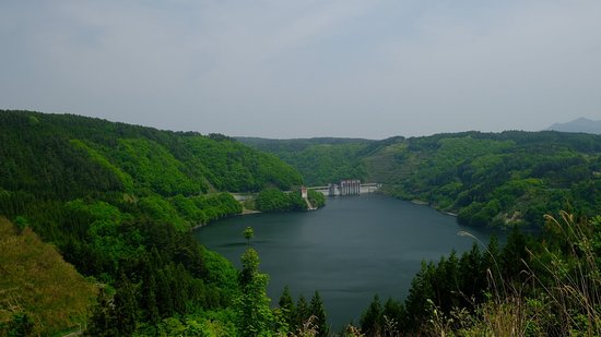 Yomasari Dam (Lake Aoba)