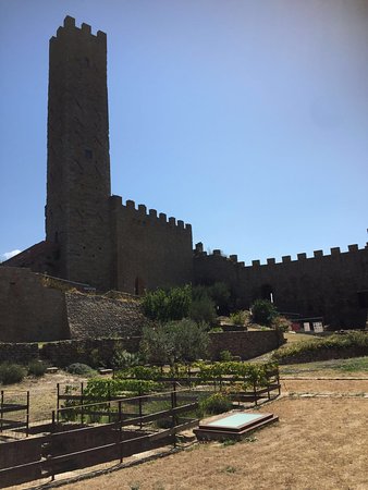 Castello di Montecchio Vesponi