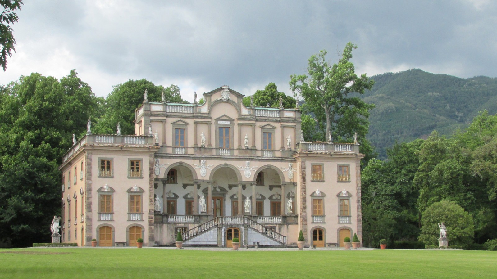 Villa Mansi