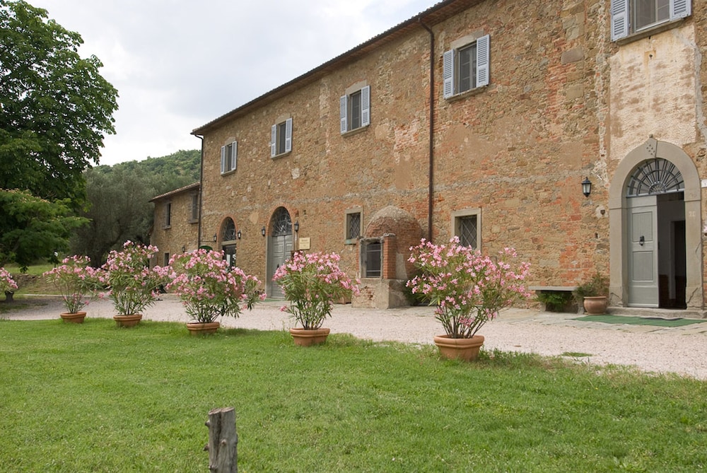 Antico Casale di Montegualandro Spa