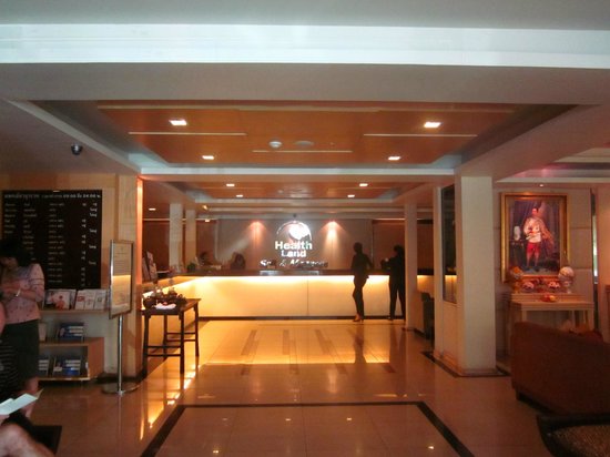 Health Land Spa & Massage (Ekamai)