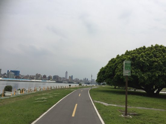 Riverside Bikeway