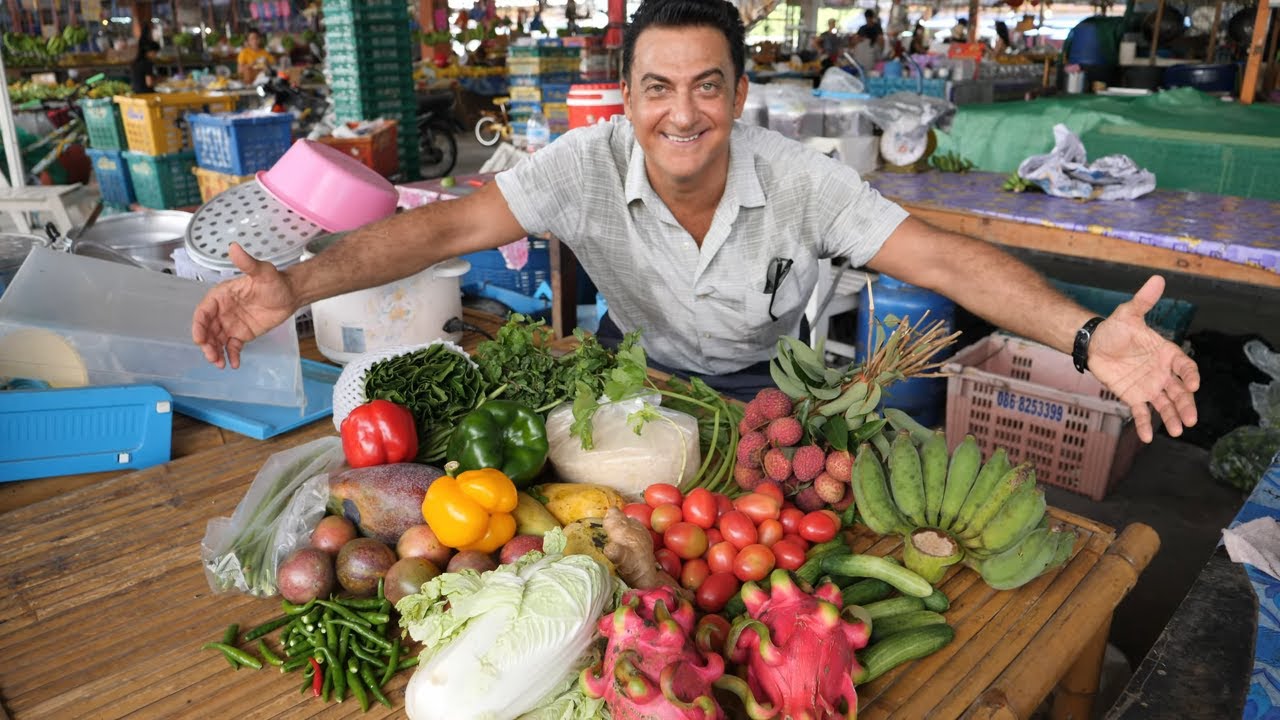 Ratanakorn market