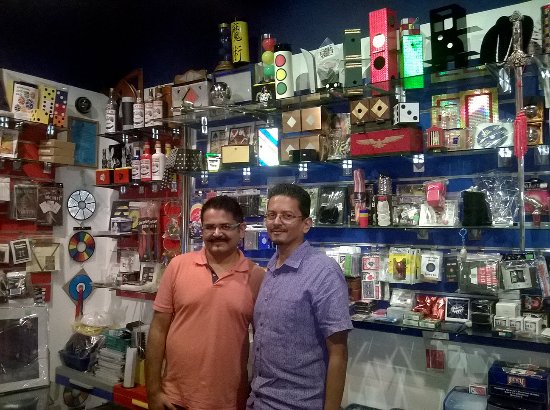 Illusionist Magic & Collectables