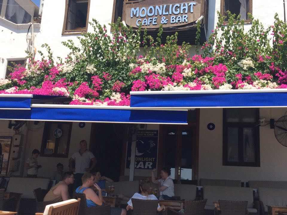 Bar Cafe Moonlight