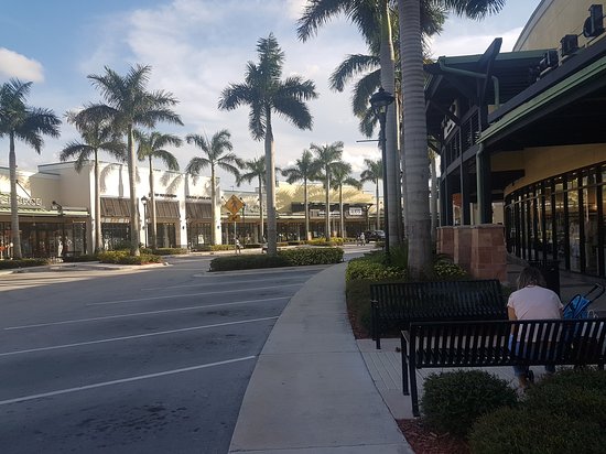 Shuttle To Sawgrass Mall