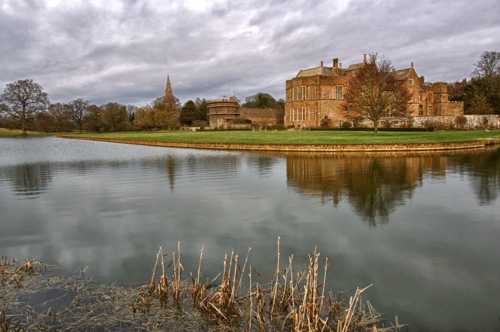 Broughton Castle