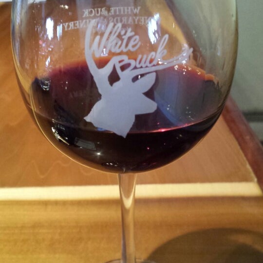 White Buck Vineyards & Winery