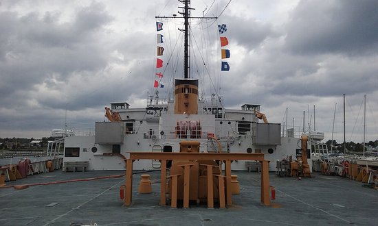 Icebreaker Mackinaw Maritime Museum Inc.