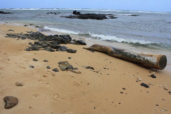 North Aliomanu Beach
