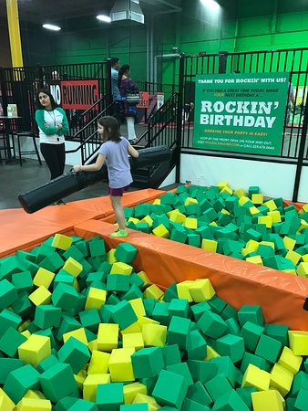 Rockin' Jump Buffalo Grove