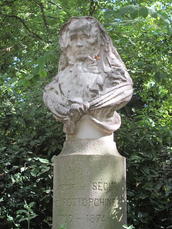 Buste de la Comtesse de Segur