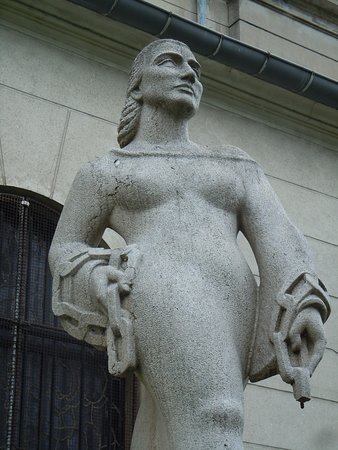 Monument Commémoratif Danielle Casanova