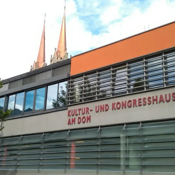 Kultur- und Kongresshaus Am Dom
