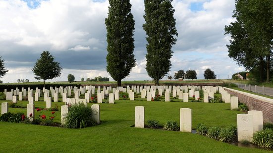 Spoilbank Commonwealth War Graves Commission Cemetery