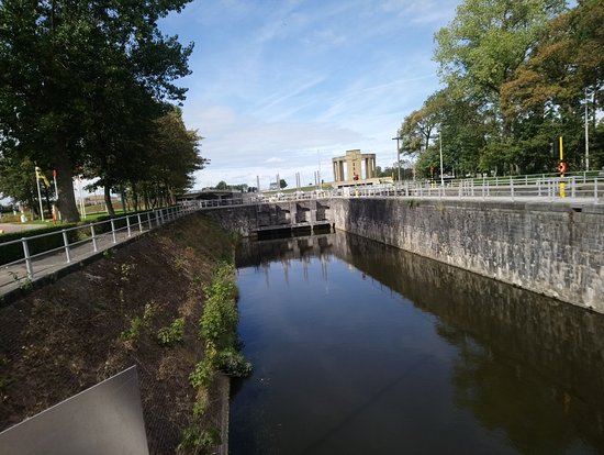The Ganzepoot Locks