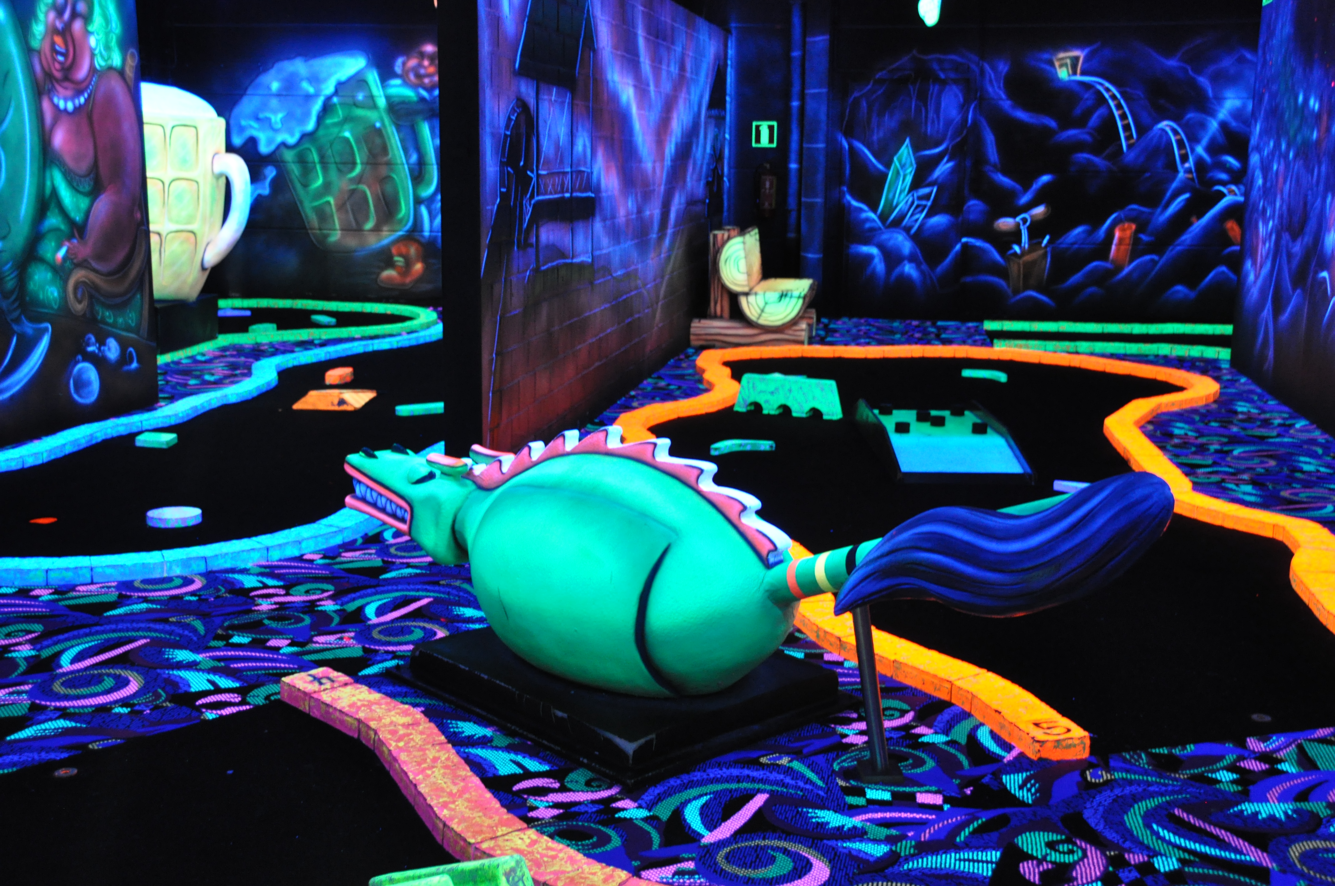 Goolfy et Laser Game Mons