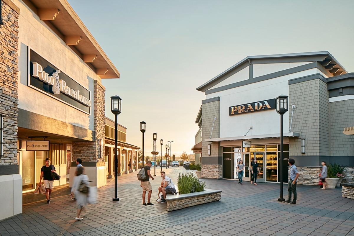 rissetto / 49 Square Miles Outlet Store