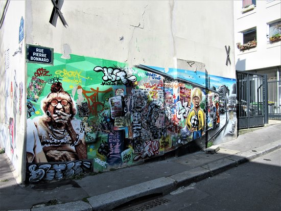 Fresque "Mama Cubaine et footeux"