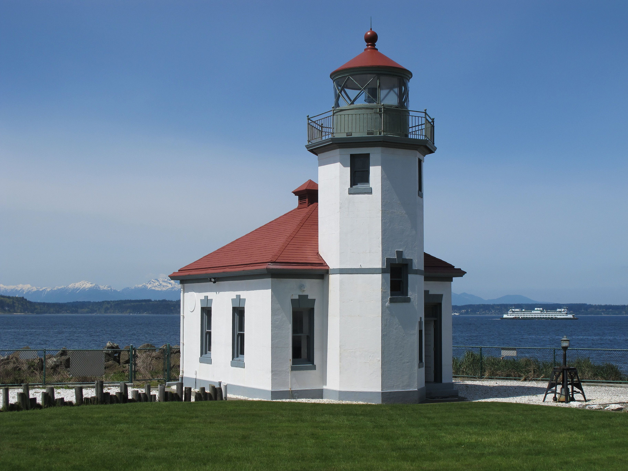 Alki Point Lighthouse