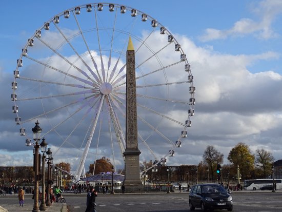 Big Wheel on Place de la Concorde