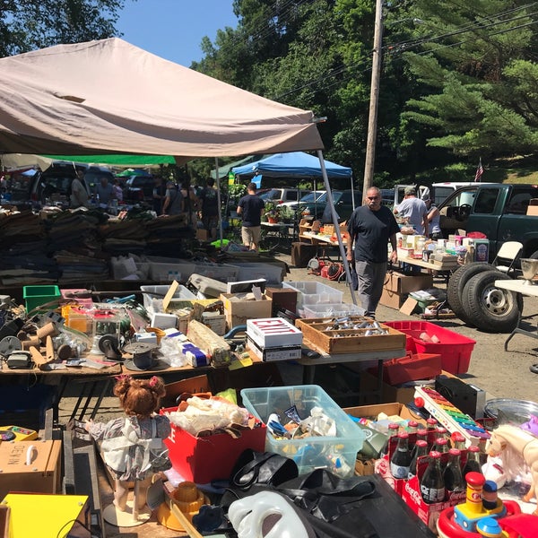 Redwood Flea Market