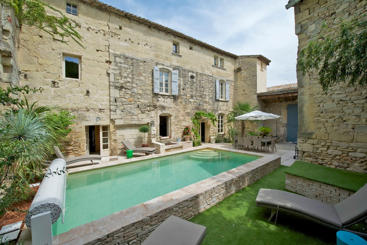 La Poterie Artisanale Provencale du Cailar