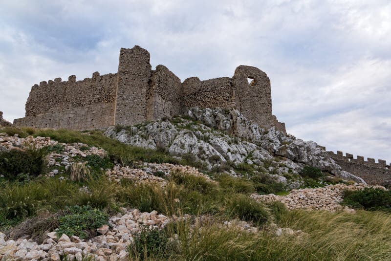 The Larissa and the Aspis