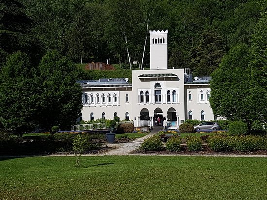 Centre Thermal La Lechere-Les-Bains