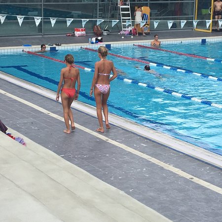 Piscine Et Centre Sportif Richard-Bozon