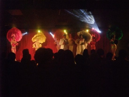 Cabaret du Monde