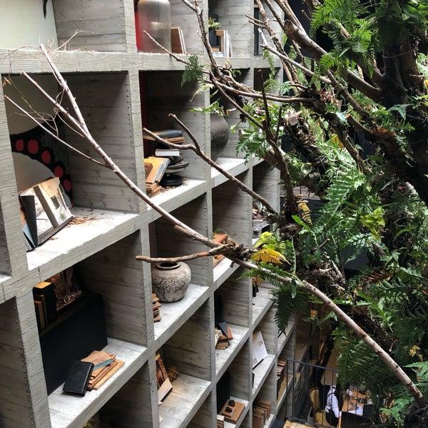 LELE BOOKS HOUSE