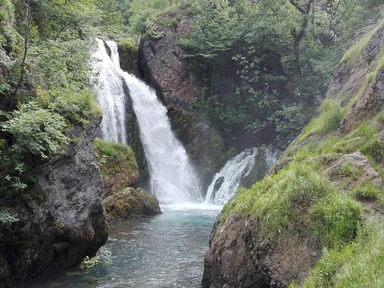White Drin Waterfall