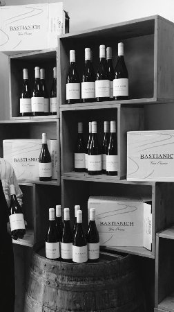 La Cantina di Bacco- ENOTECA