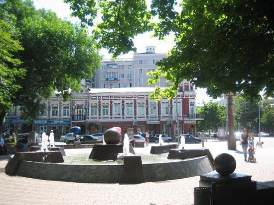 Pokrovskiy Square