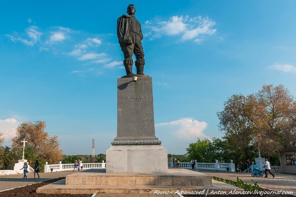 Monument to Chkalov