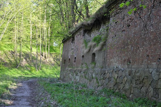 Litovskiy Val Rampart