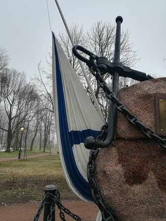 Monument to the Dead on the Clipper Oprichnik