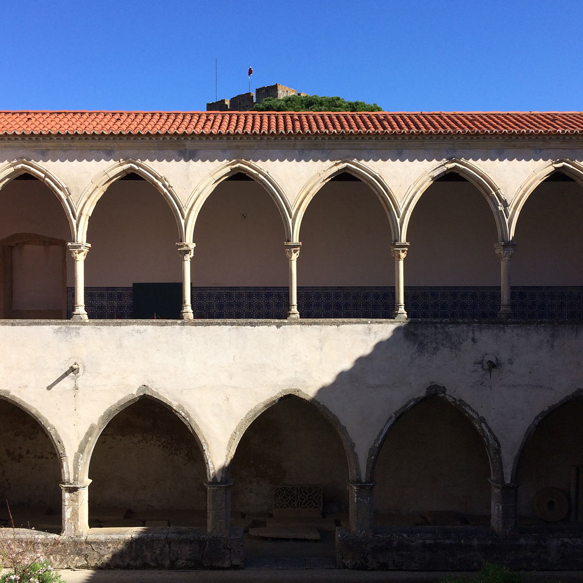 Aqueduto do Convento de Cristo