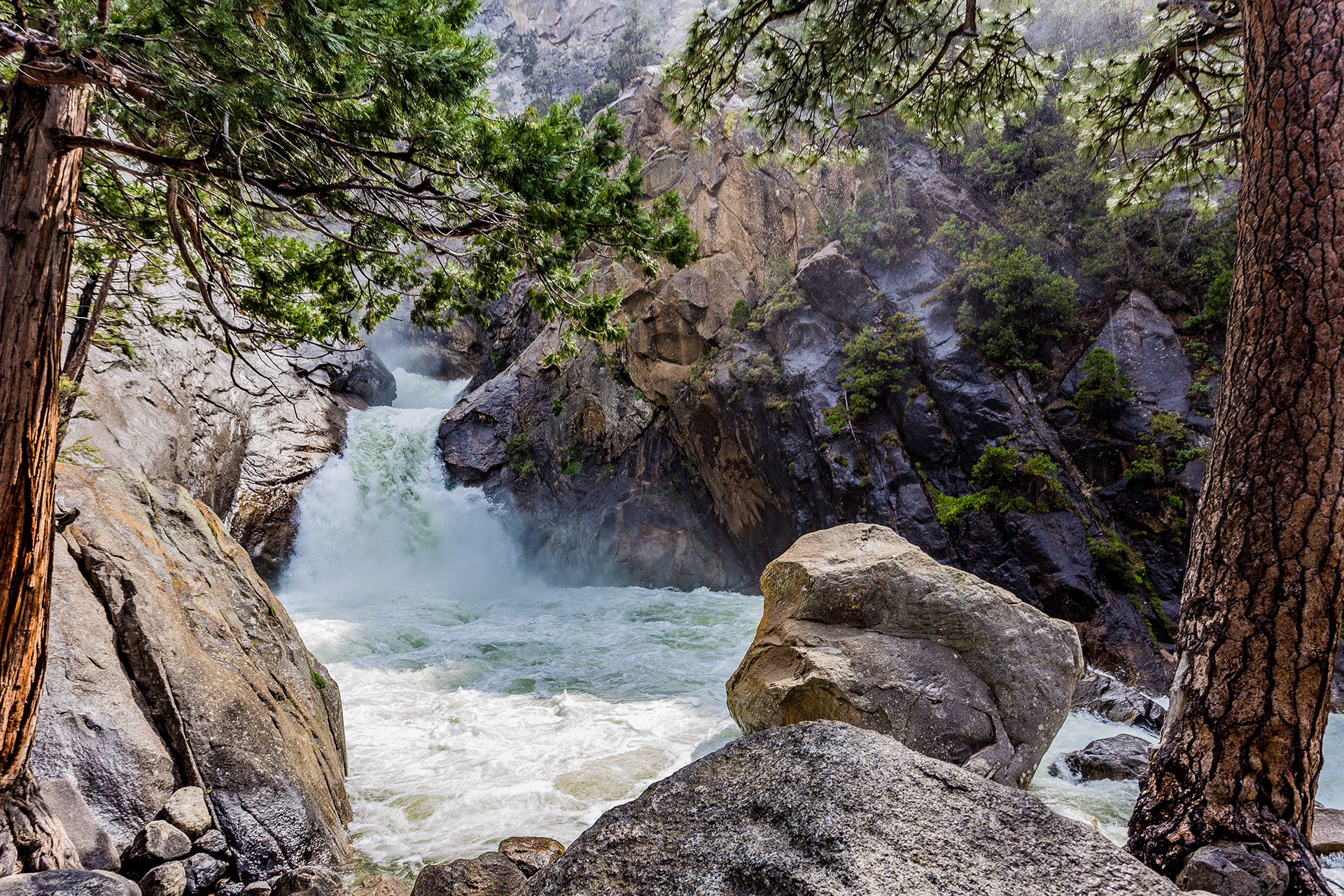 Roaring River Falls