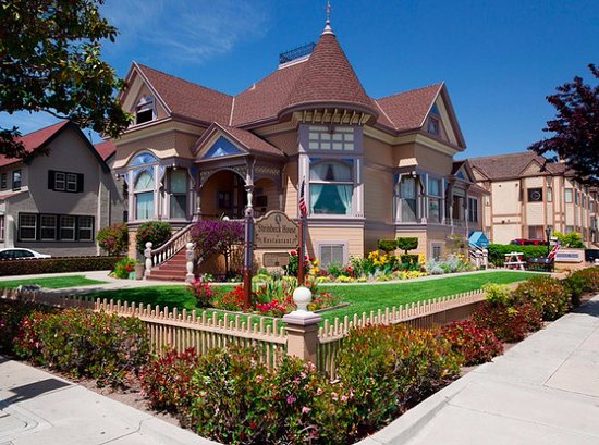 The Steinbeck House / Best Cellar Gift Shop