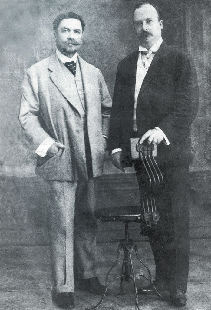 Rubén Darío junto al doctor Luis H. Debayle, su médico y además uno de sus mejores amigos. LA PRENSA/ ARCHIVO DE MAGAZINE