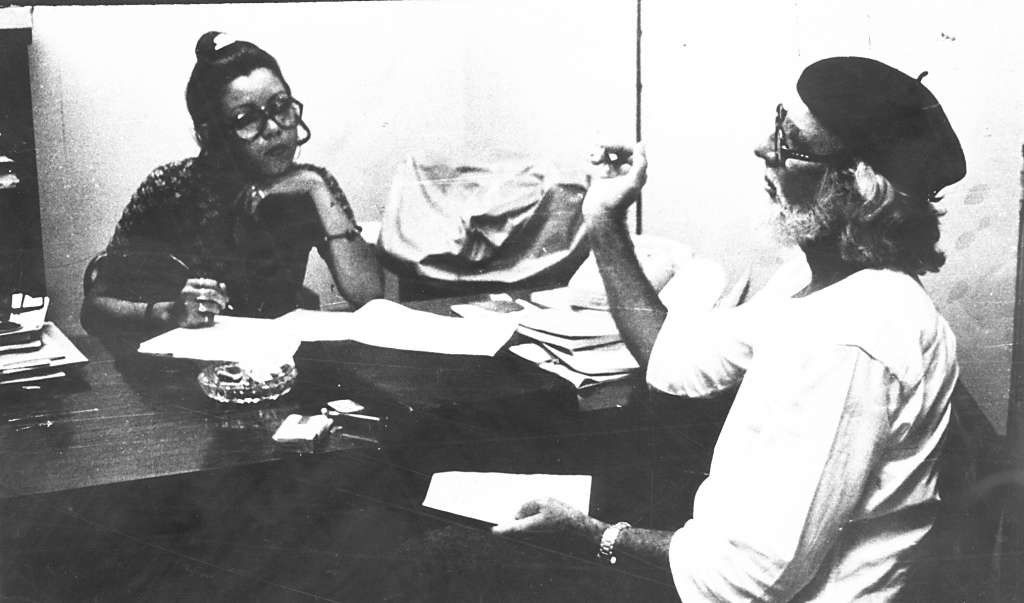 Rosario Murillo junto a Ernesto Cardenal cuando ella trabajó en el diario LA PRENSA. LA PRENSA/ Archivo