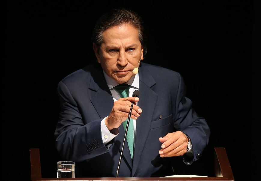 El exmandatario, Alejandro Toledo, es la primera gran figura de la política peruana inculpada por haber recibido sobornos de Odebrecht. LAPRENSA/EFE