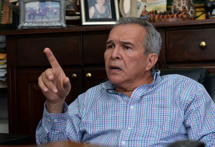 José Luis Velásquez, exembajador de Nicaragua en la OEA. LA PRENSA / Jader Flores.