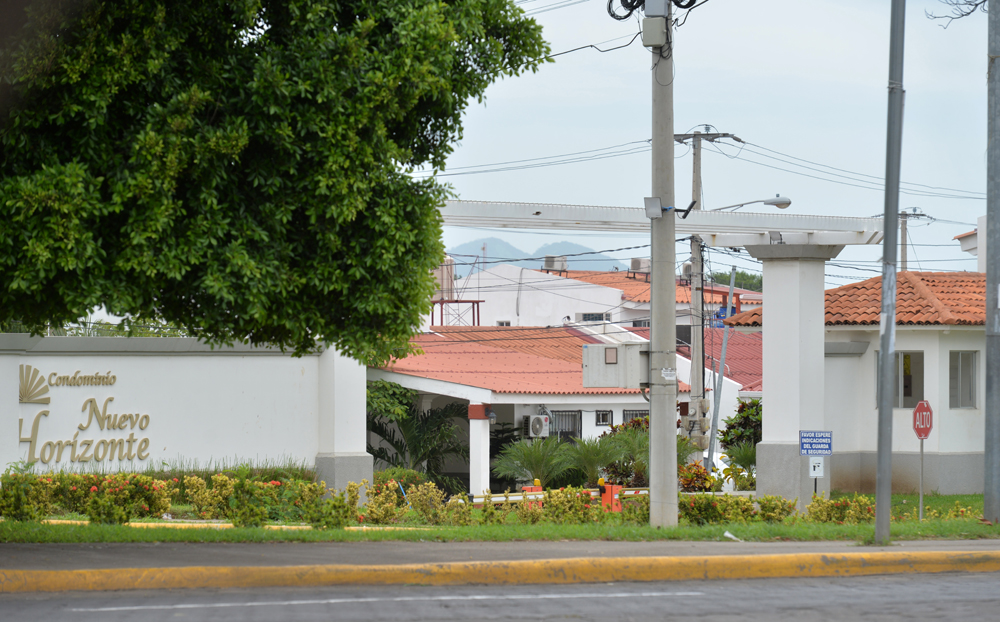Condominios Nuevo Horizonte, Multicentro