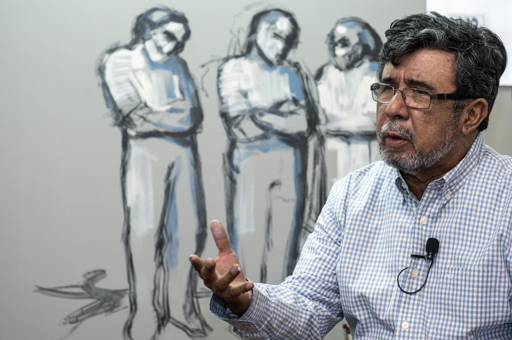El maestro pintor Róger Pérez de la Rocha. LA PRENSA / Óscar Navarrete.
