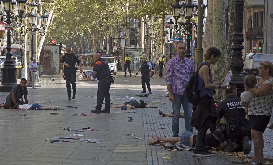 Barcelona, ESPAÑA, atropello masivo, La Rambla