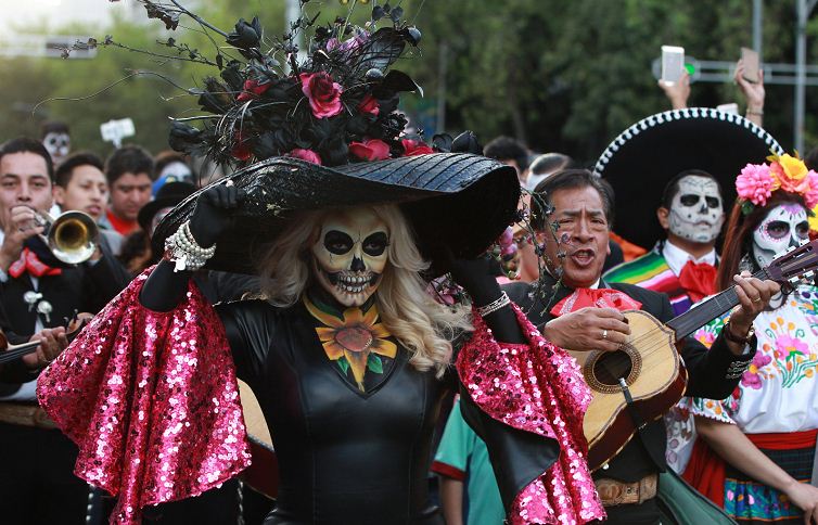    calavera mexicana desfile