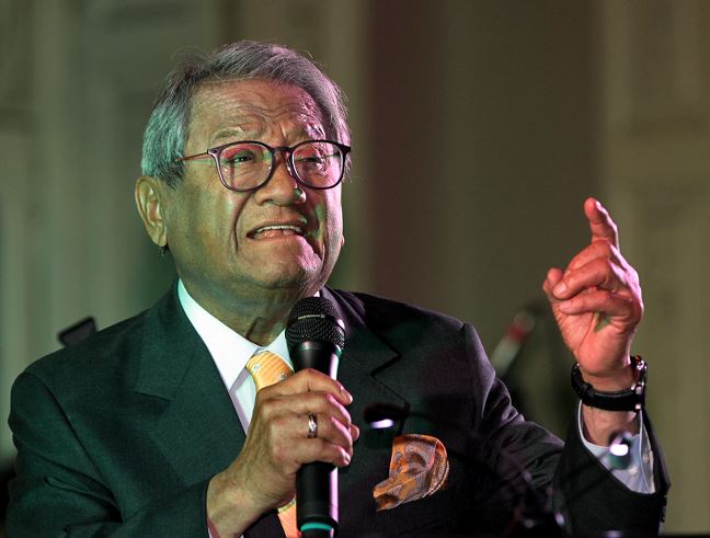 armando manzanero